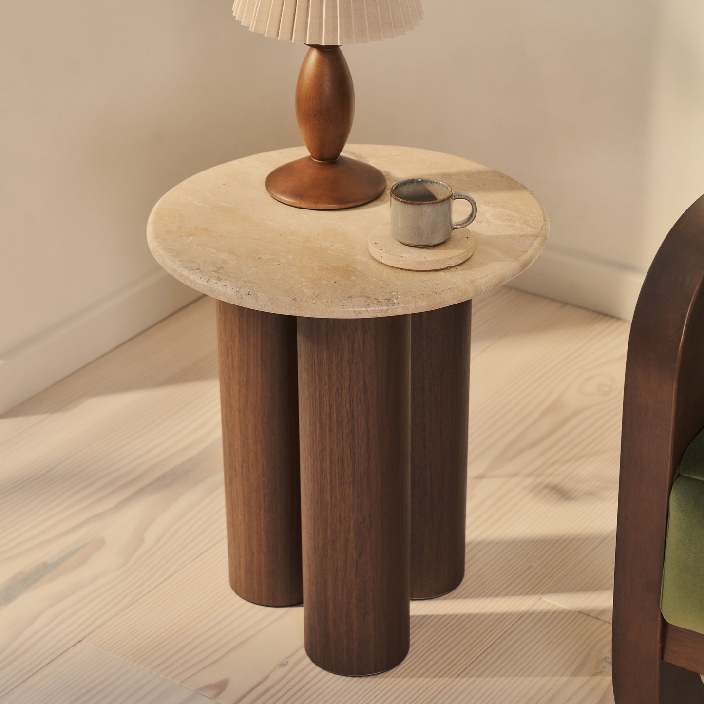 Trivium - Table d'Appoint Ronde en Travertin Beige et Bois Foncé Premium