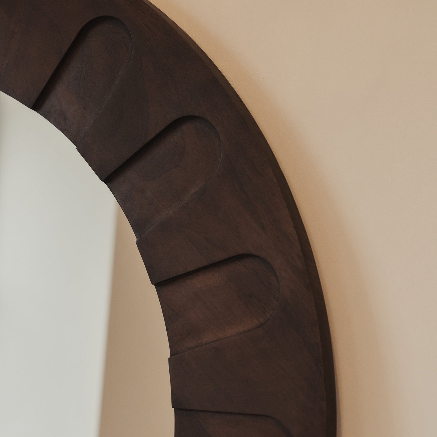 Valor - Miroir Arqué Premium Extra Large en Bois Foncé 190cm x 110cm