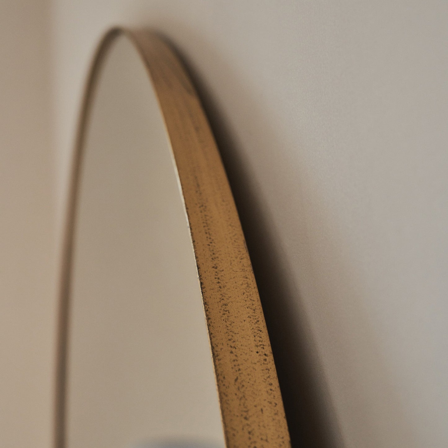 Theo - Grand Miroir Mural Rond Métal Doré 120cm x 120cm