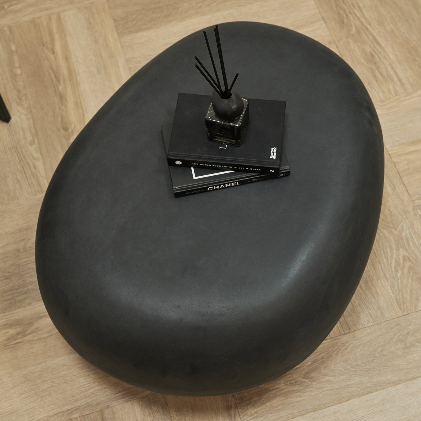 Zola - Table basse galet onyx minimaliste grande