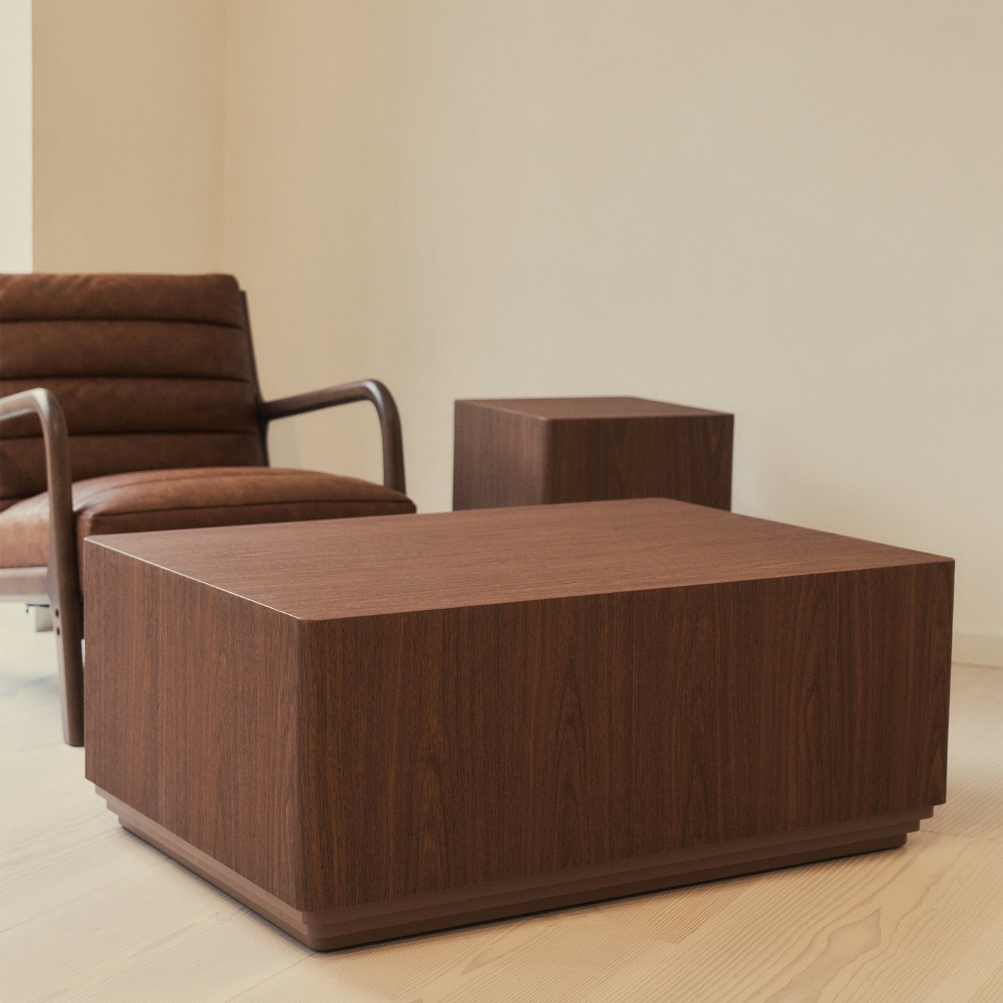 Luciana - Table basse rectangulaire en bois foncé
