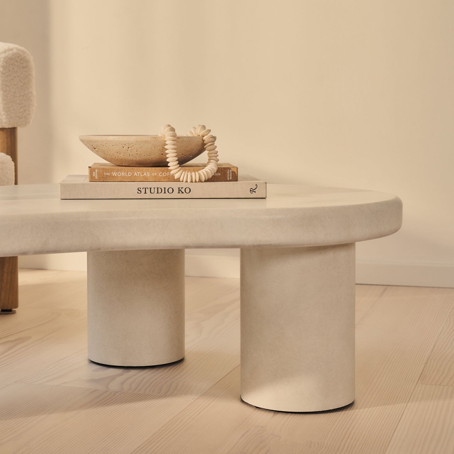 Savanna - Grande Table Basse en Bois Irregulière et Béton