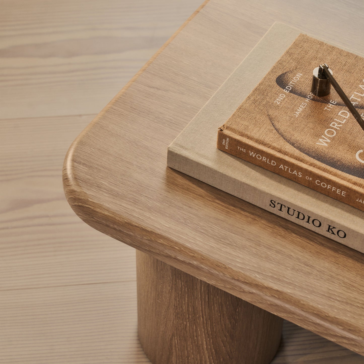Alina - Grande table basse rectangulaire en bois vieilli