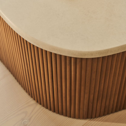 Cove - Table basse irrégulière à nervures en bois chaud