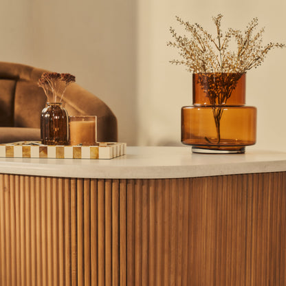 Cove - Table basse irrégulière à nervures en bois chaud