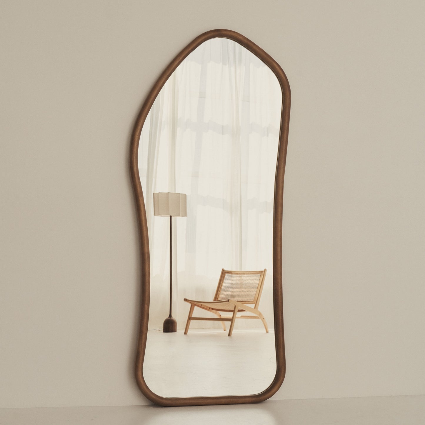 Aaliyah - Miroir irrégulier en bois chaud pleine longueur 180cm x 80cm