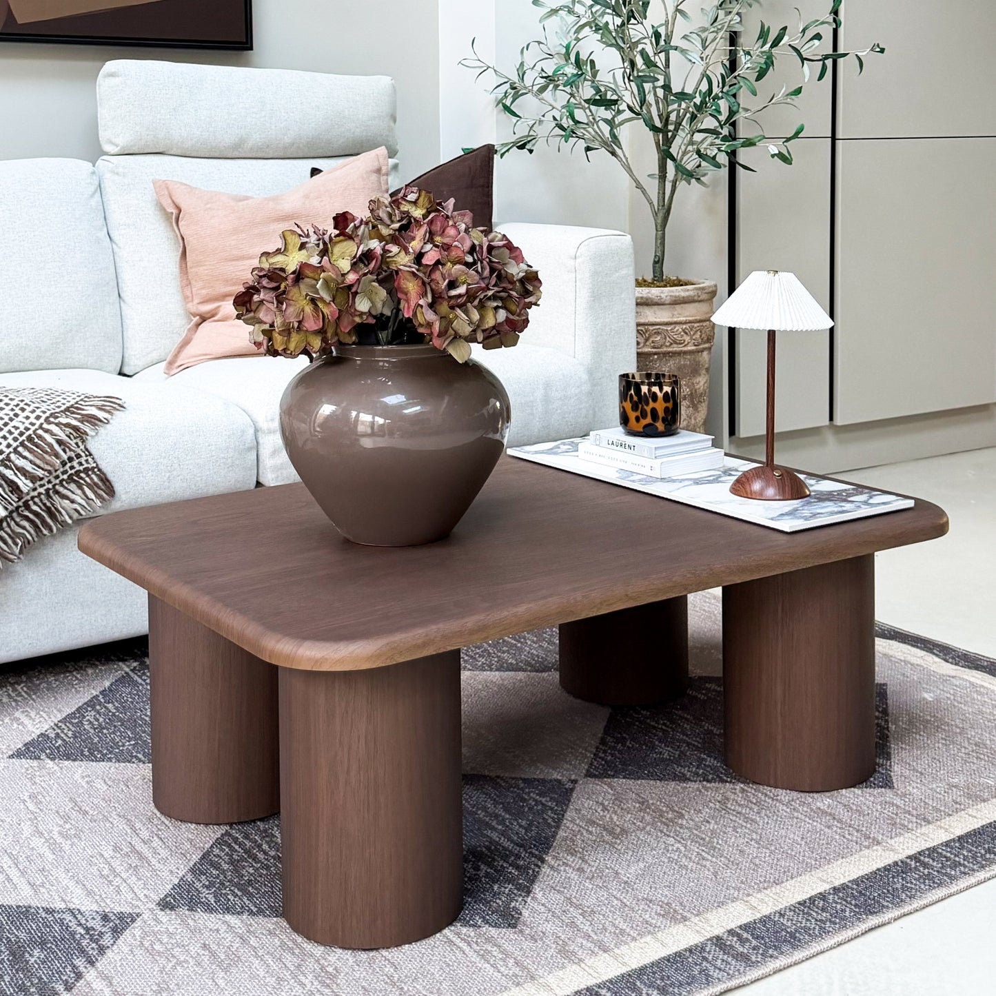 Alina - Grande table basse rectangulaire en bois foncé