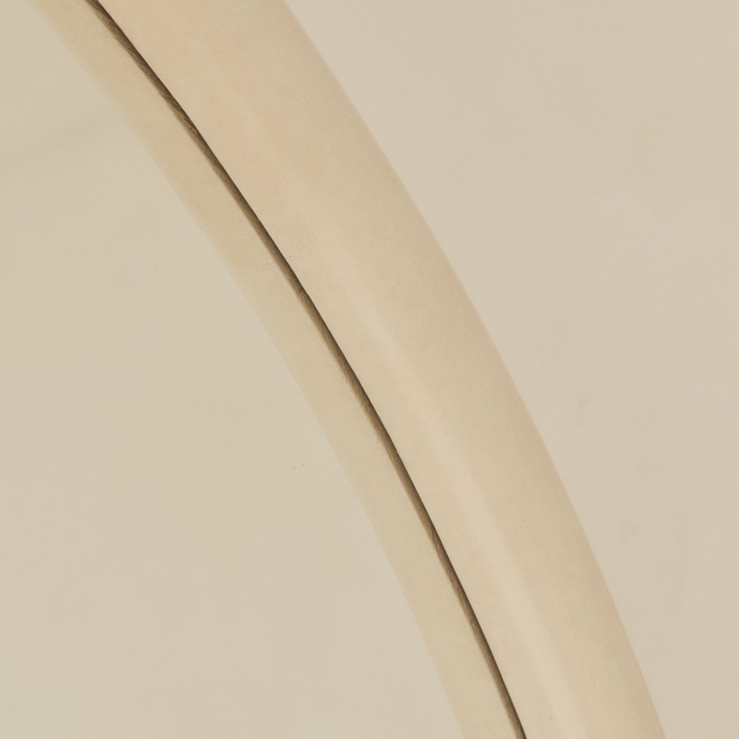 Amora - Miroir en béton arqué extra large pleine longueur 200 cm x 120 cm