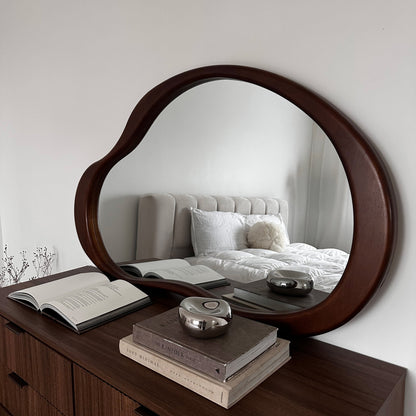 Arcurva - Grand Miroir Irrégulier à Cheminée en Bois Foncé 130cm x 80cm