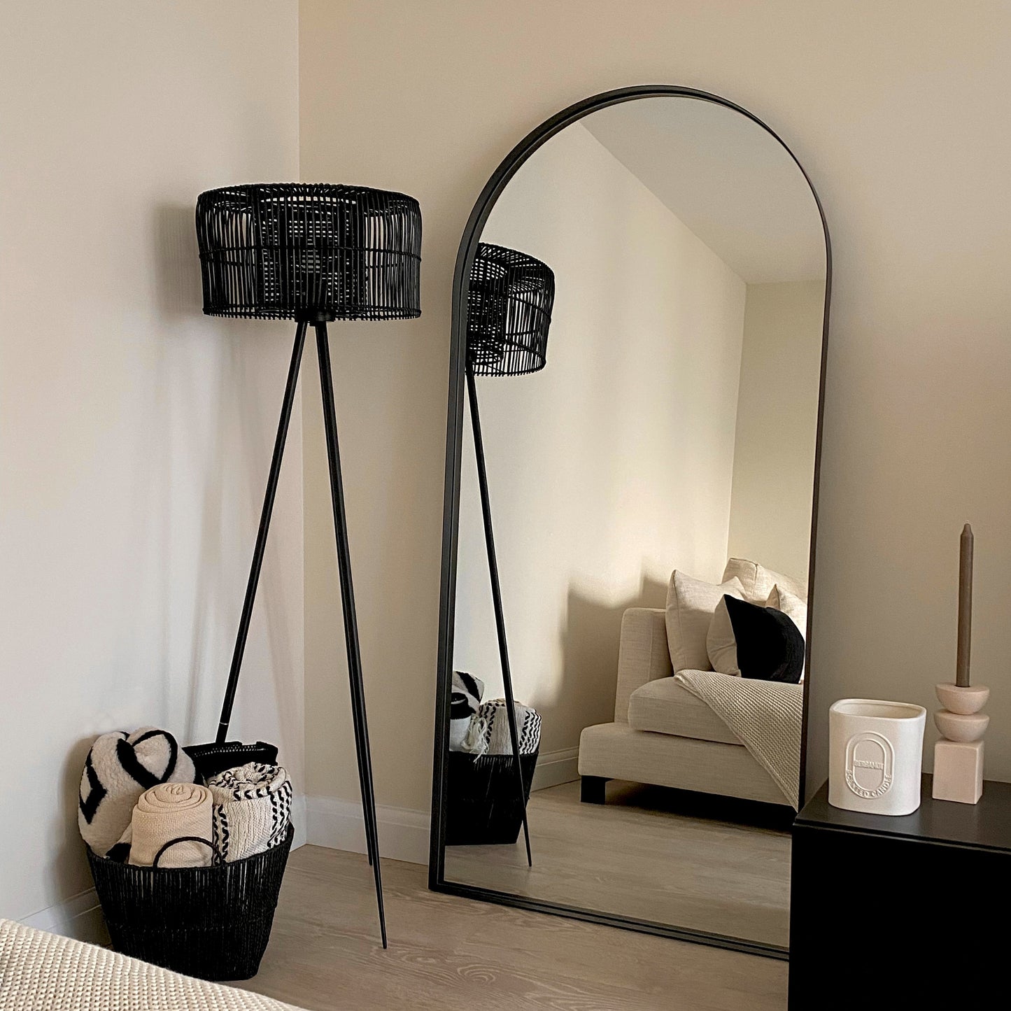 Arcus - Miroir Métallique Noir Grand Arqué Pleine Longueur 170cm x 80cm