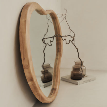 Arcurva - Grand miroir irrégulier en bois clair pour manteau de cheminée 130cm x 80cm