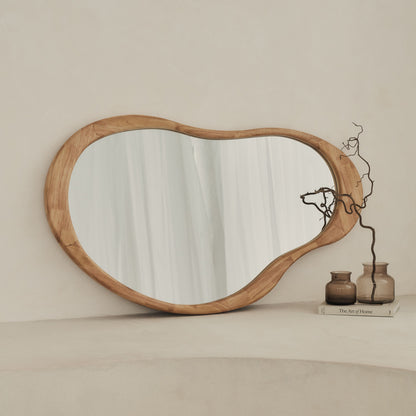 Arcurva - Grand miroir irrégulier en bois clair pour manteau de cheminée 130cm x 80cm