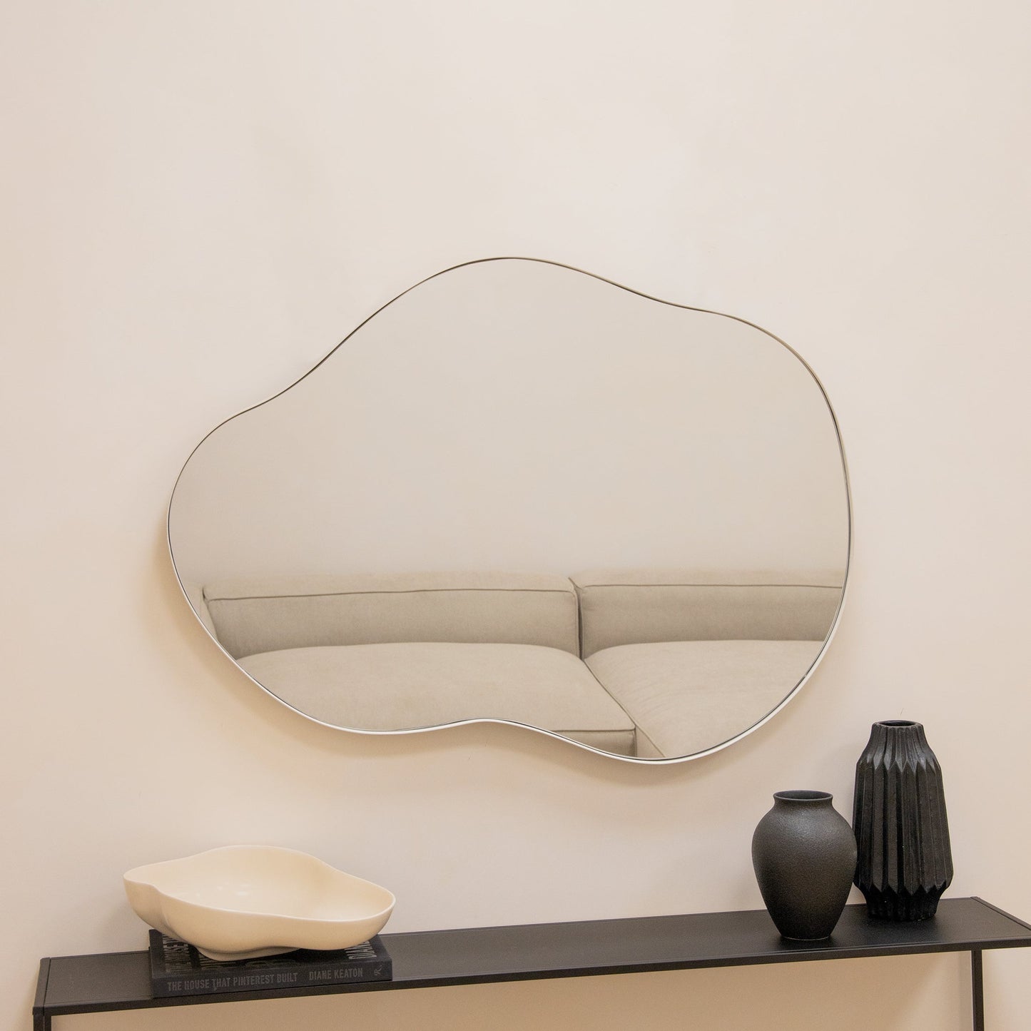 Ava - Miroir irrégulier en forme d'étang écru 100 cm x 70 cm