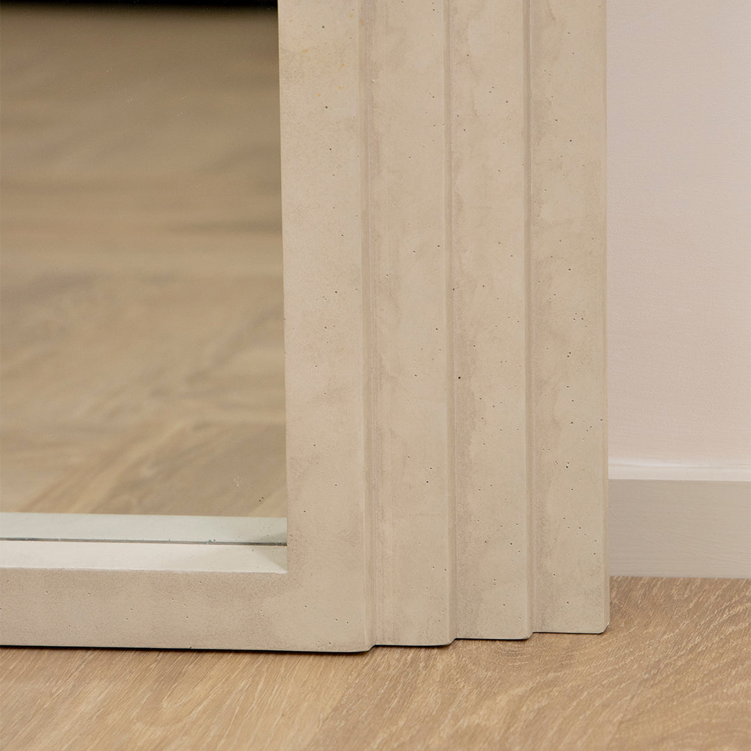 Luciana - Miroir en béton arqué pleine longueur 180cm x 110cm