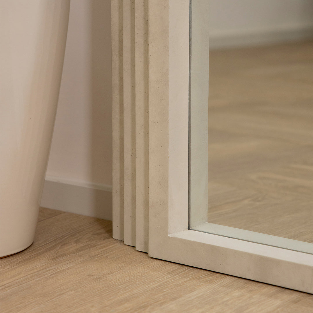 Luciana - Miroir en béton arqué pleine longueur 180cm x 110cm
