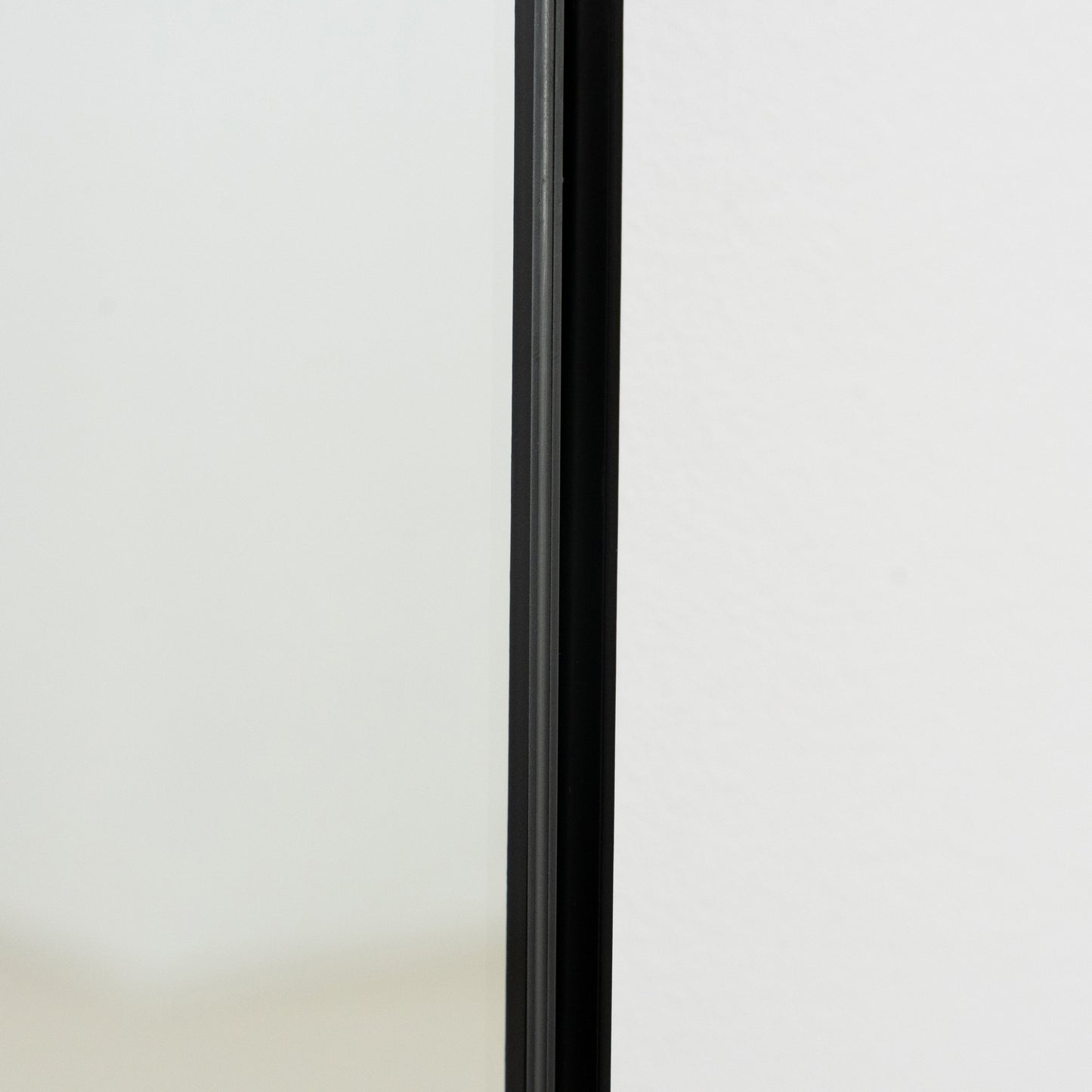 Theo - Miroir Métallique Noir Arqué Grand Pleine Longueur 160cm x 50cm