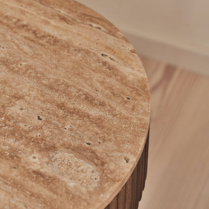 Sloane - Table d'Appoint Ronde en Travertin Beige et Bois Chaud Premium