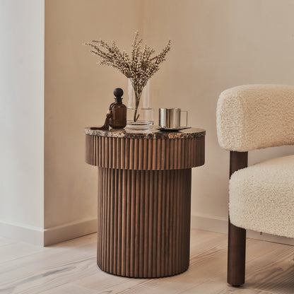 Sloane - Table d'Appoint Ronde en Marbre Dark Emperador et Bois Chaud Premium
