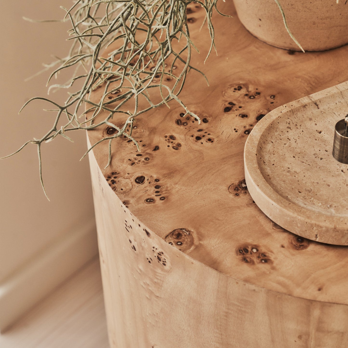 Arbour - Grande Table d'Appoint Ronde Premium en Bois Naturel de Loupe