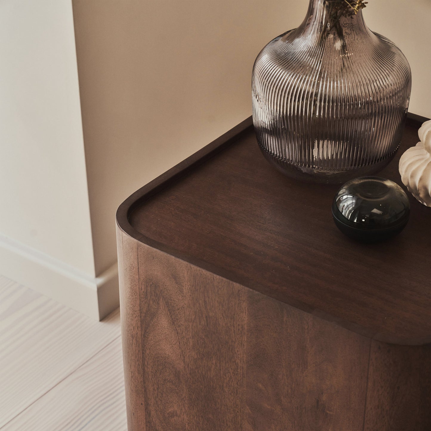 Fairmont - Table d'Appoint Carrée Premium en Bois Foncé