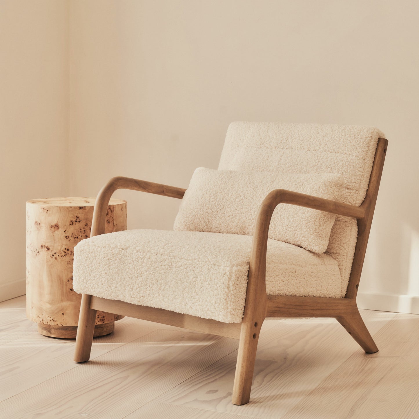 Hudson - Fauteuil d'Appoint en Bouclé Ivoire et Bois Chaud