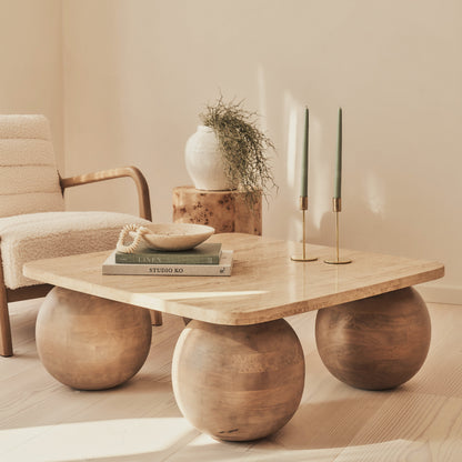 Melrose - Table basse carrée premium en travertin beige et bois chaud