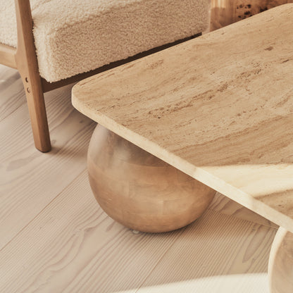 Melrose - Table basse carrée premium en travertin beige et bois chaud
