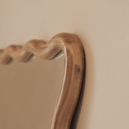 Marea - Miroir rétro ondulé en bois clair pleine longueur 170cm x 80cm