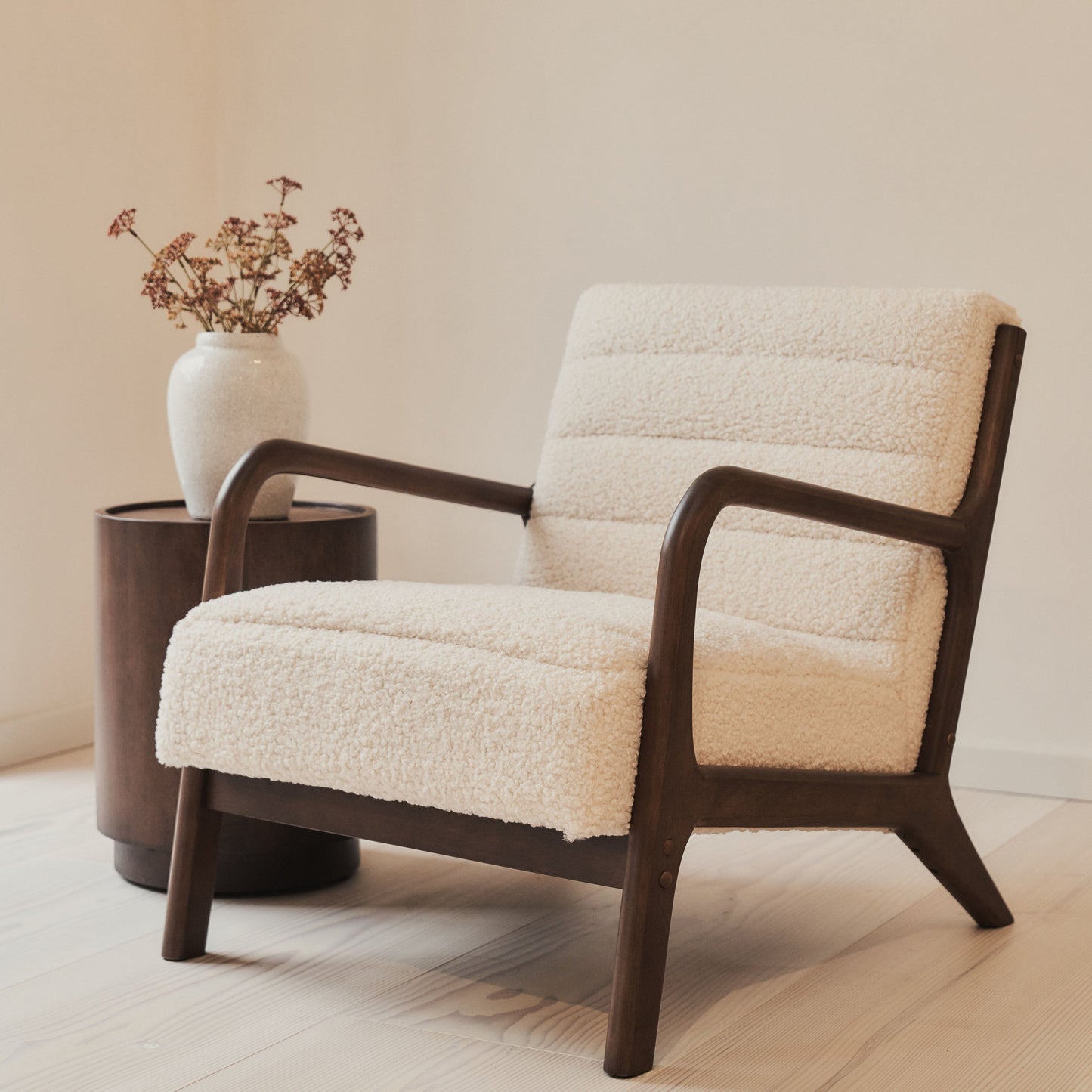 Hudson - Fauteuil d'Appoint en Bouclé Ivoire et Bois Foncé