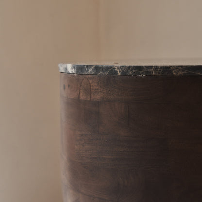 Lyra - Table d'Appoint Ronde en Marbre Dark Emperador et Bois Foncé Premium