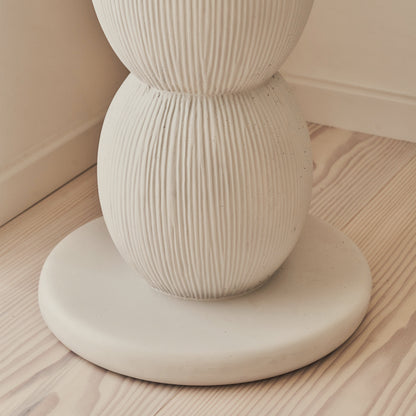 Leonardo - Table d'Appoint Minimaliste Boule en Béton