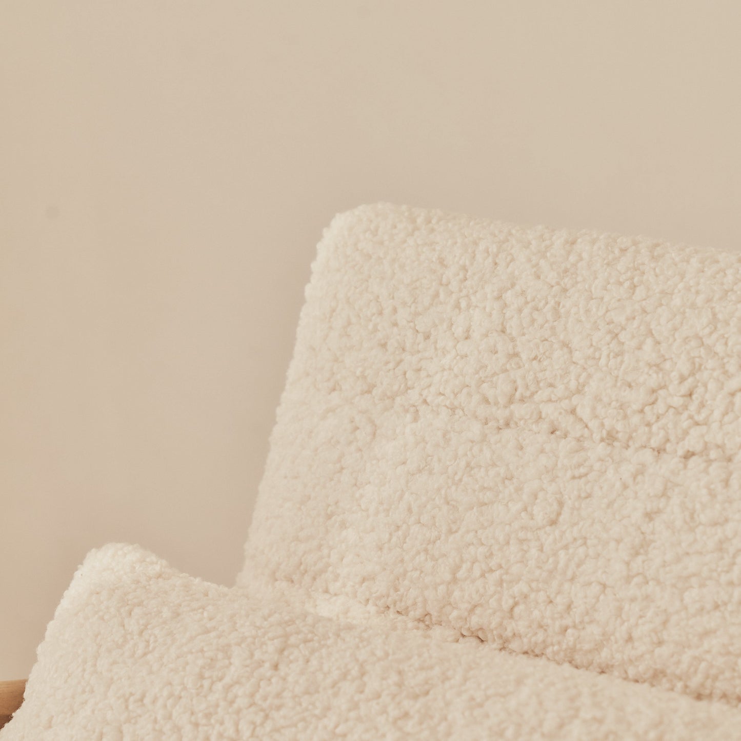 Hudson - Fauteuil d'Appoint en Bouclé Ivoire et Bois Chaud