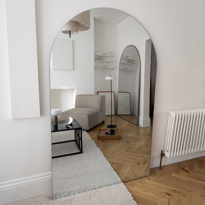 Edge - Miroir sans cadre extra large en arc, pleine longueur 179cm x 110cm