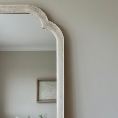 Elena - Miroir Arqué en Bois Blanchi Pleine Longueur 170cm x 75cm