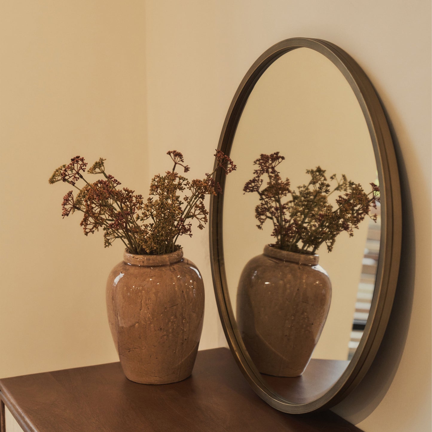 Higgins - Miroir Mural Rond Moderne en Métal Doré 60cm x 60cm