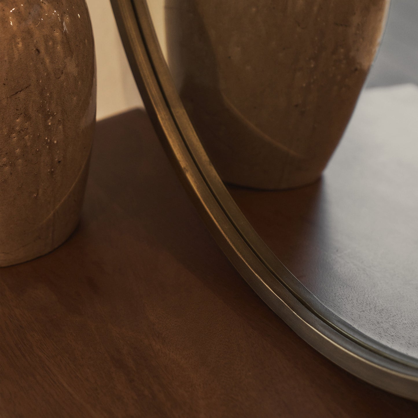 Higgins - Miroir Mural Rond Moderne en Métal Doré 60cm x 60cm