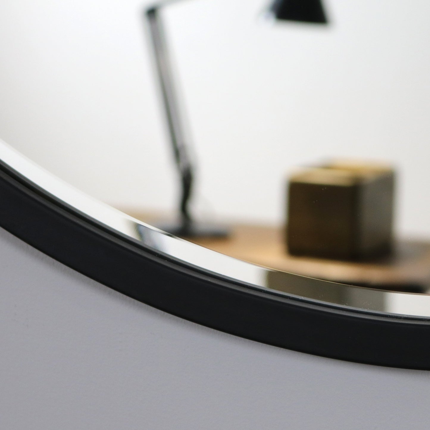Higgins - Miroir Mural Rond Moderne en Métal Noir 80cm x 80cm