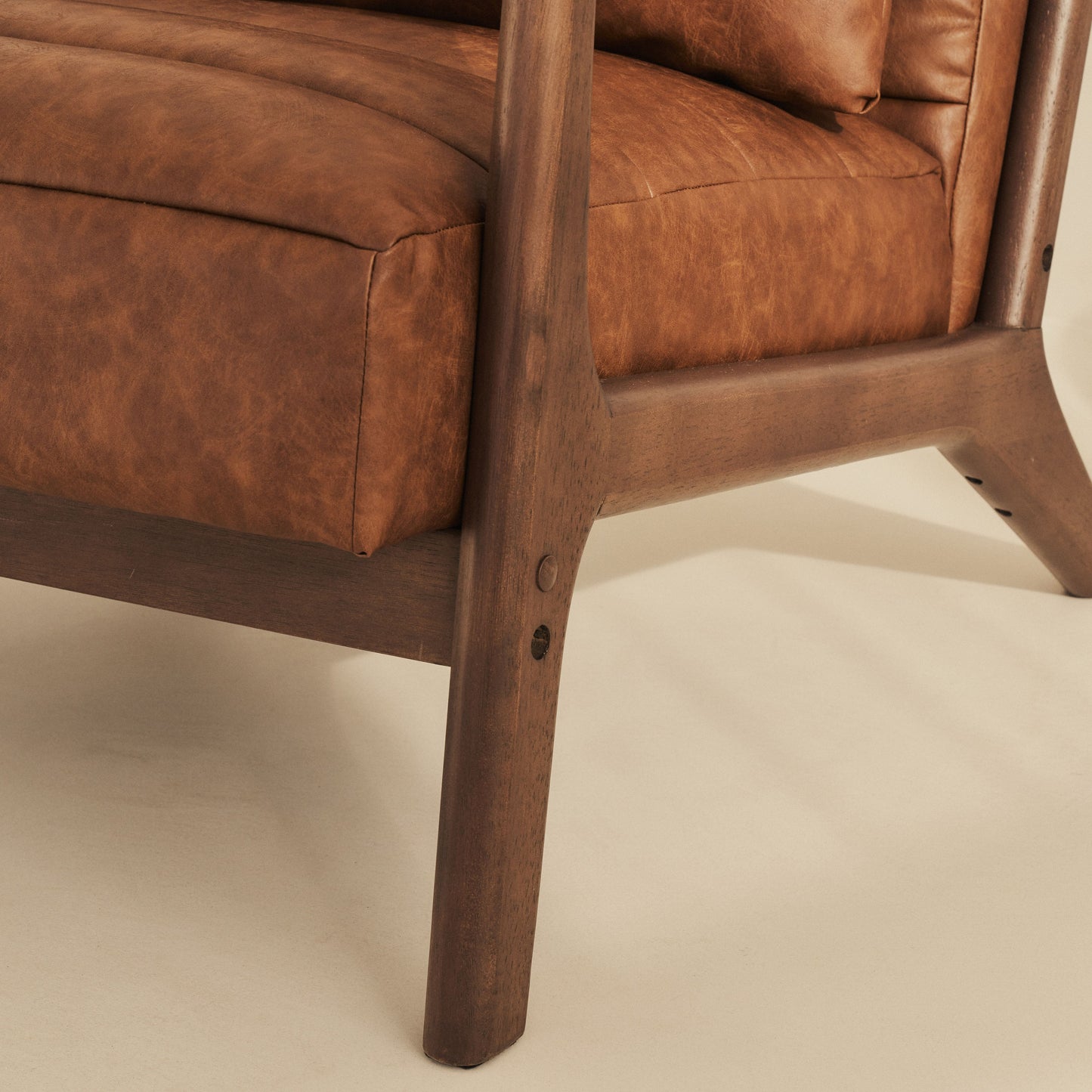 Hudson - Fauteuil avec Accents en Cuir Windsor Tan Marron et Bois Foncé