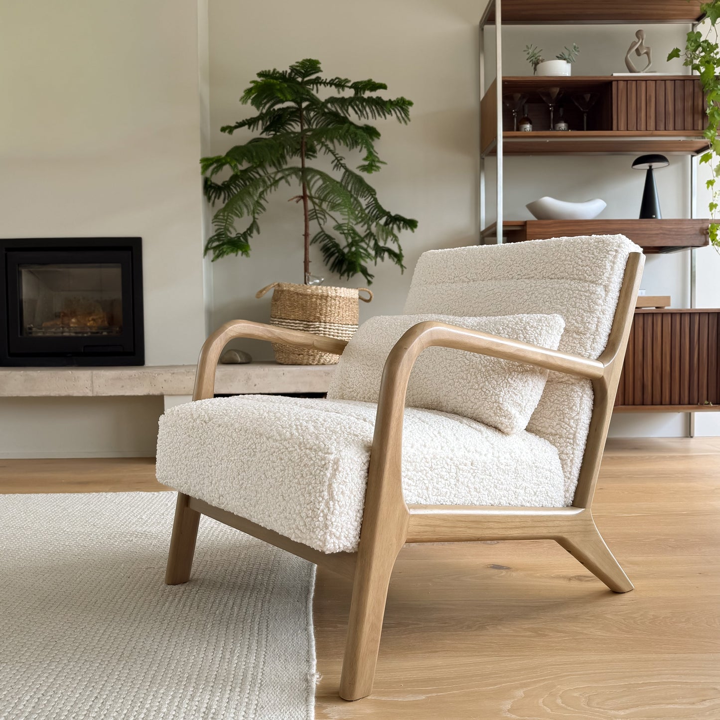 Hudson - Fauteuil d'Appoint en Bouclé Ivoire et Bois Chaud