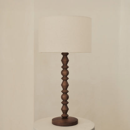 Ivy - Lampe de table à abat-jour tambour en bois foncé