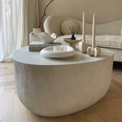 Leonardo - Table basse minimaliste en béton forme irrégulière grande