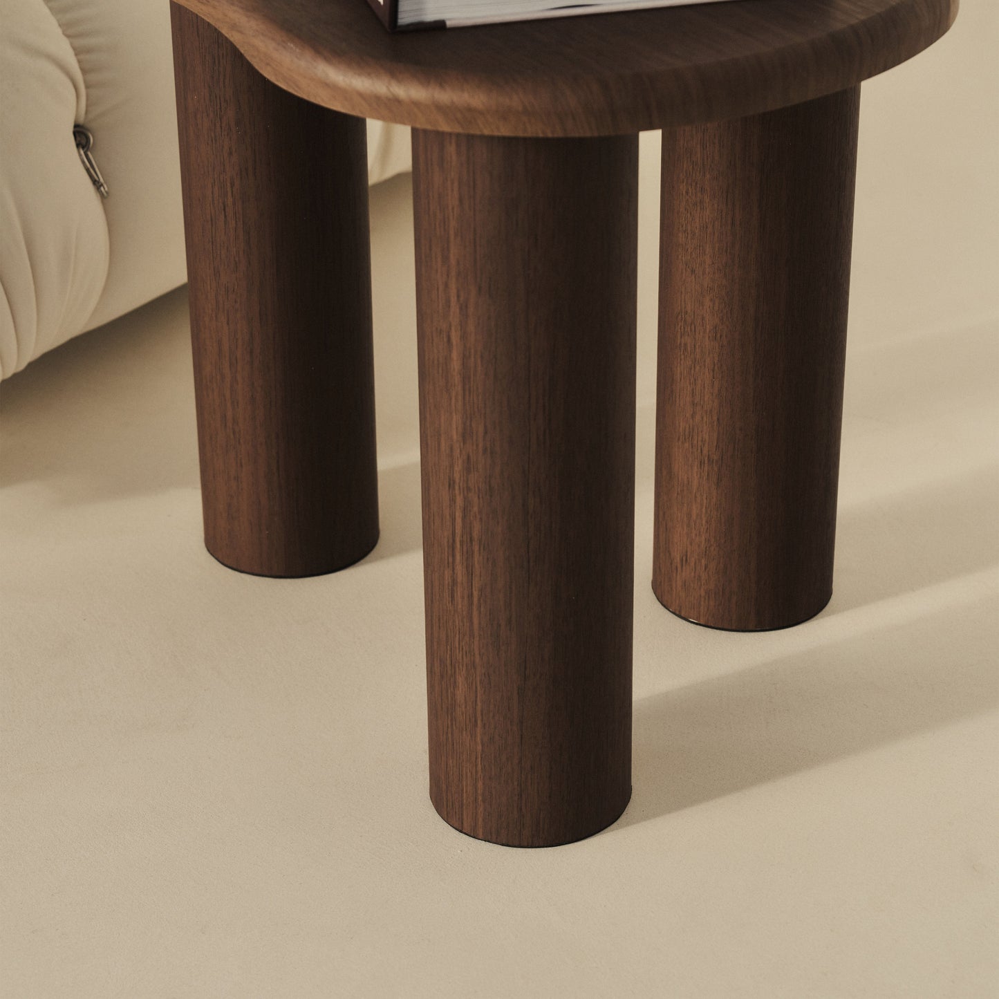 Savanna - Table d'appoint en bois irrégulier foncé