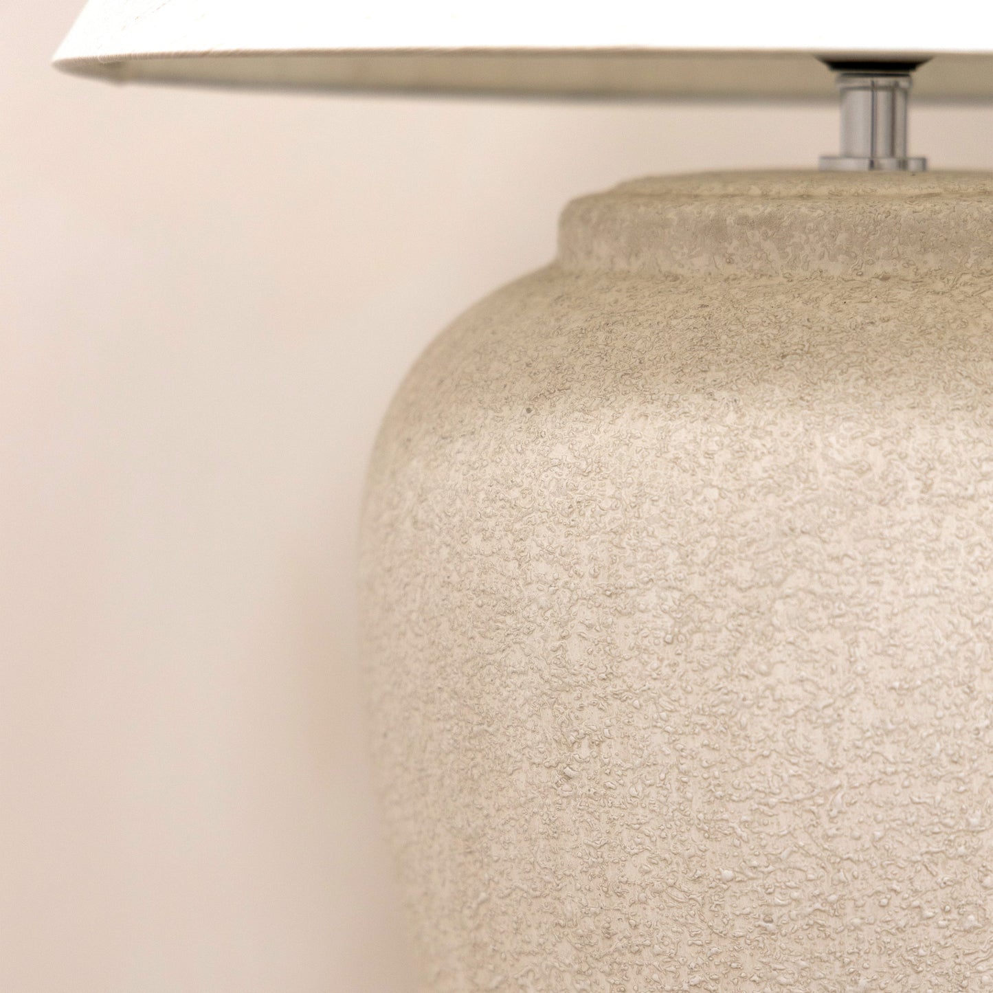 Sicile - Lampe de table avec abat-jour en céramique pierre Coolie