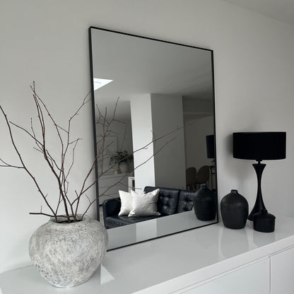 Theo - Grand miroir mural rectangulaire en métal noir 120cm x 90cm