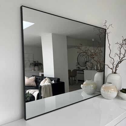 Theo - Grand miroir mural rectangulaire en métal noir 120cm x 90cm