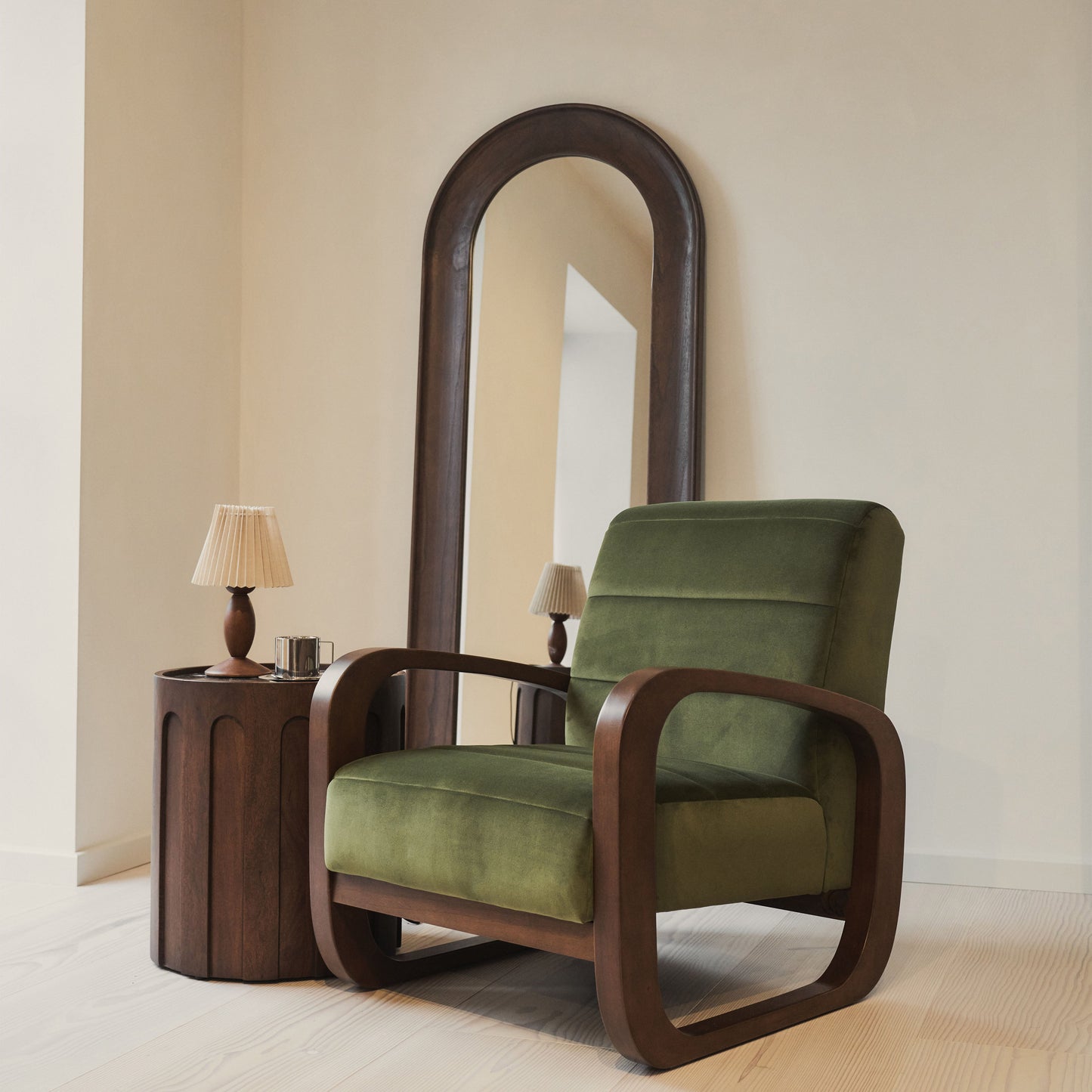 Dalton - Fauteuil d'Appoint en Velours Olive et Bois Foncé
