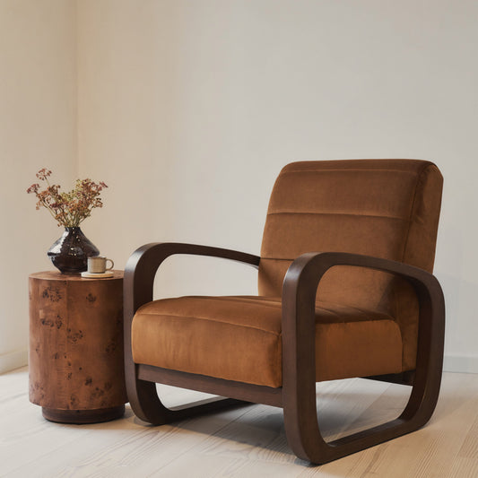 Dalton - Fauteuil d'appoint en velours caramel et bois foncé