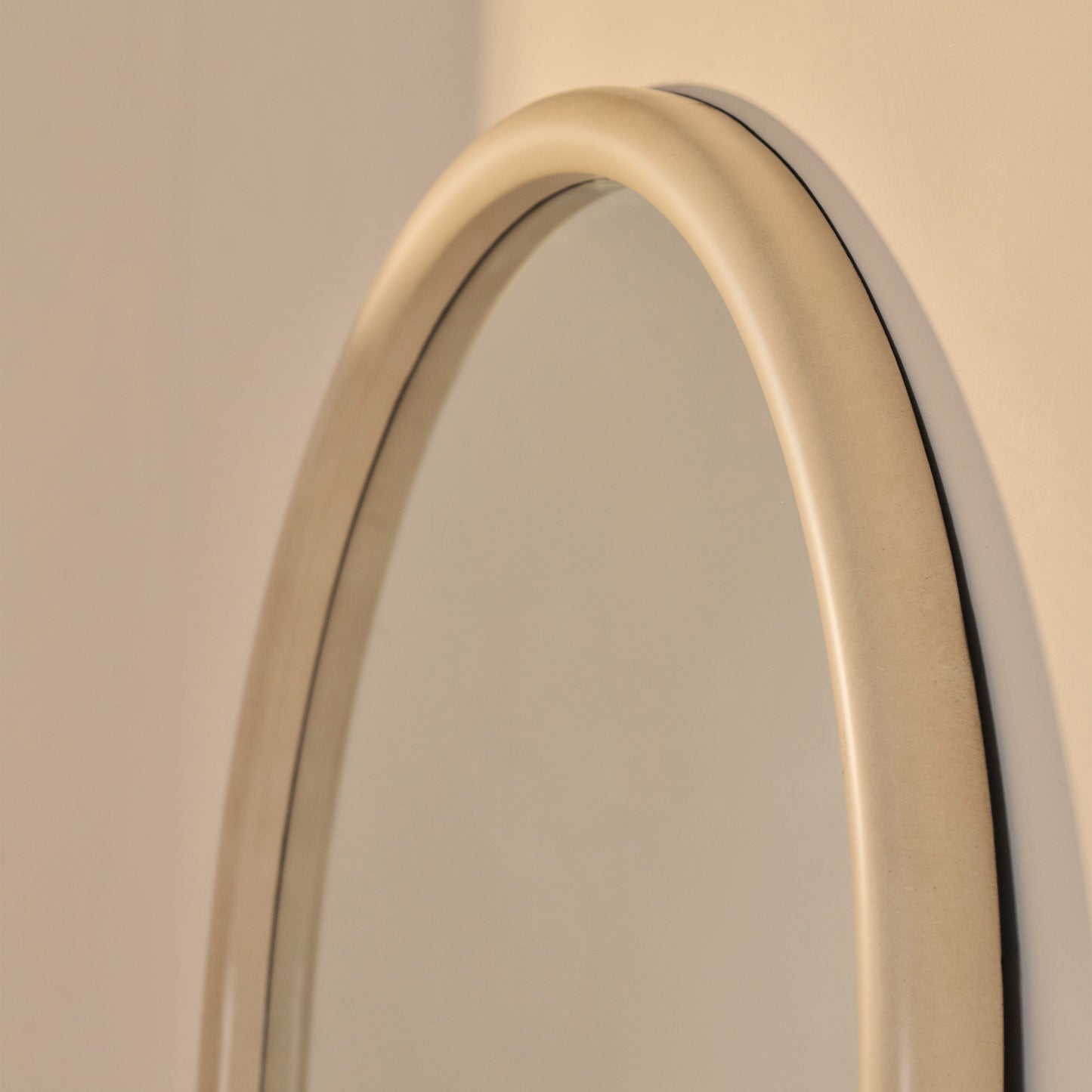 Amora - Miroir en béton grand format arche pleine longueur 180cm x 90cm