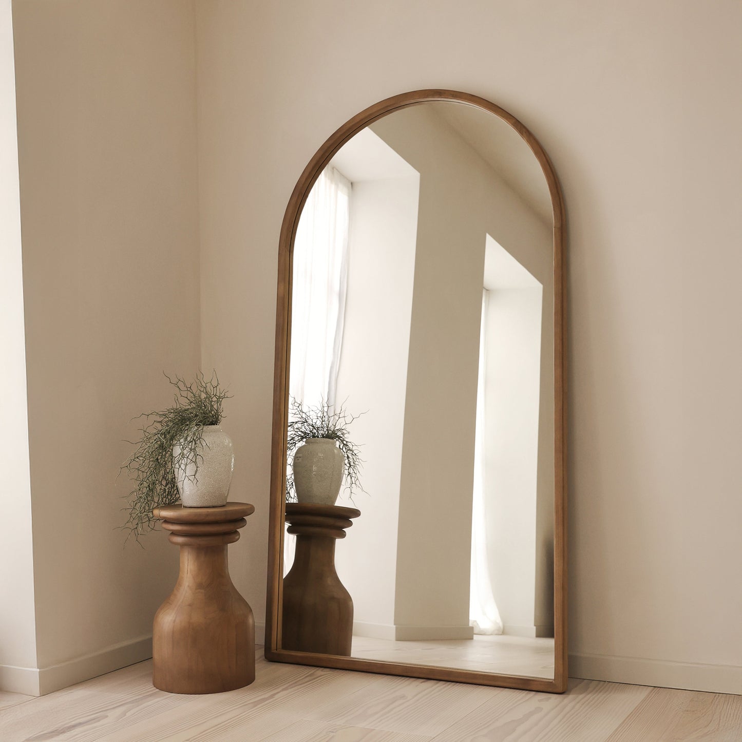 Arden - Miroir en bois chaud plein pied arche 175cm x 95cm