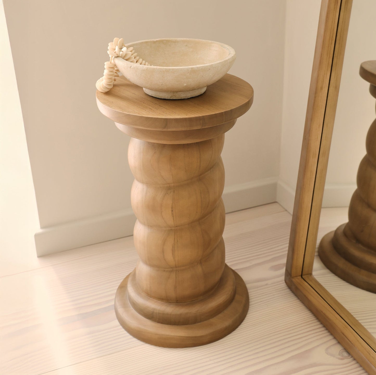 Cassia - Table d'Appoint Rétro en Bois Chaud